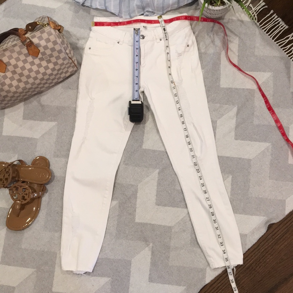 DL1961 9” Rise Boyfriend Jeans - Picture 8 of 8